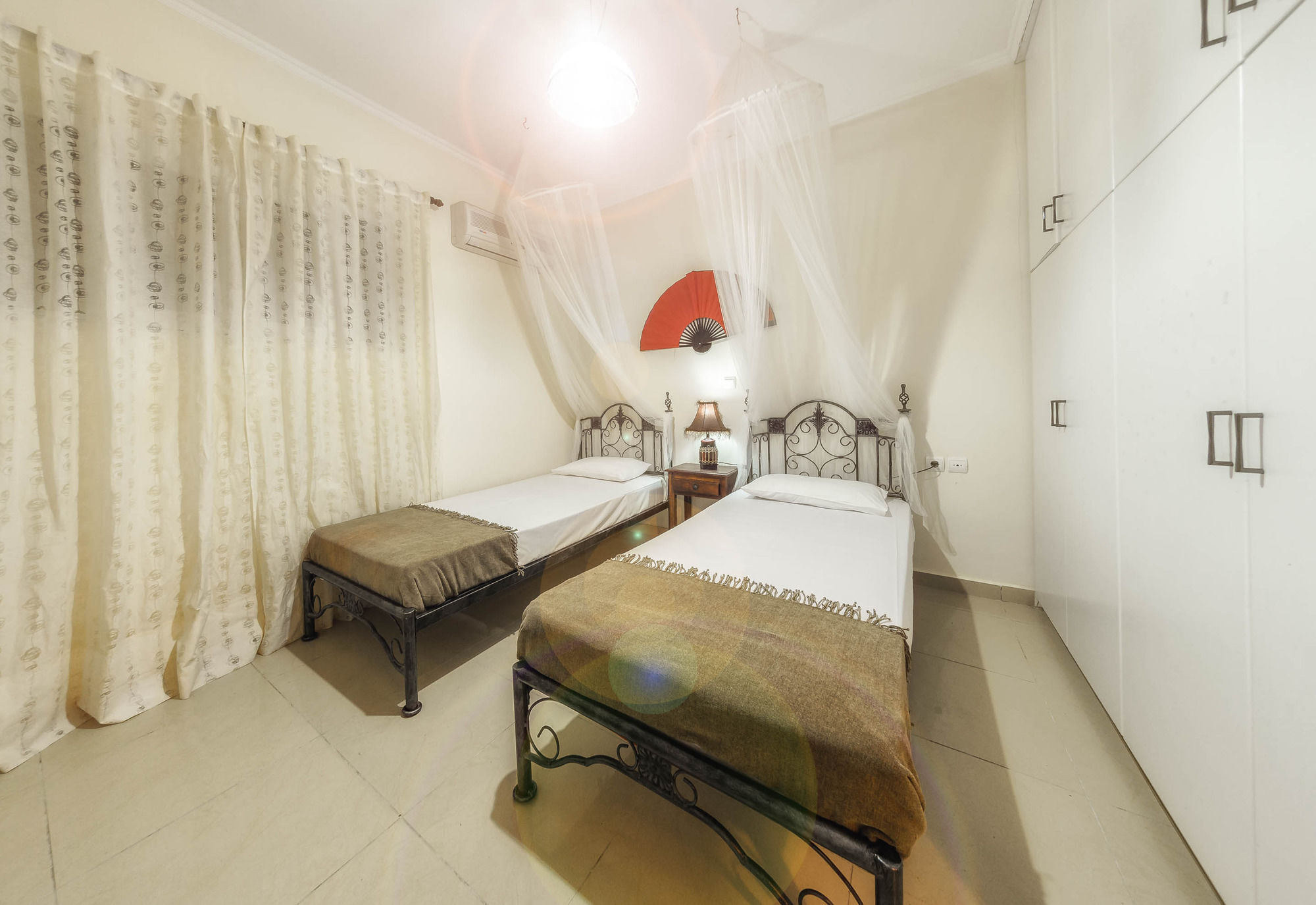 Parys Villas Циливи Экстерьер фото